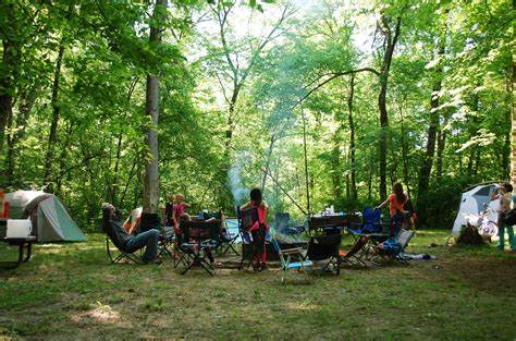 Vorsichtsmaßnahmen beim Camping in verschiedenen Jahreszeiten