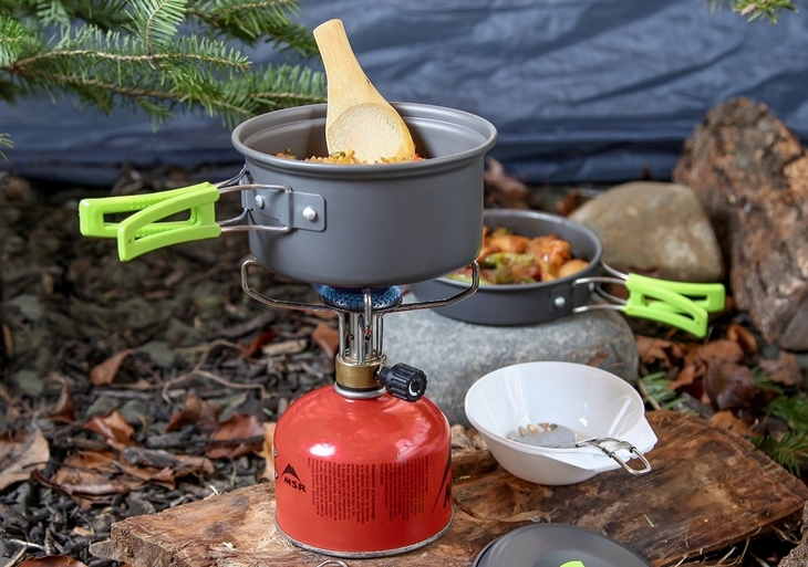 Wie wählt man Campingkocher und Kocher aus?