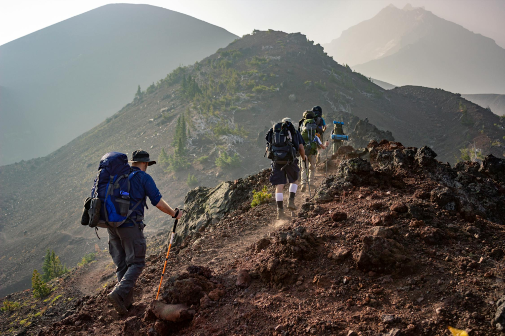 Welche Unterschiede gibt es zwischen Wandern, Weitwandern, Trekking und Rucksackreisen?