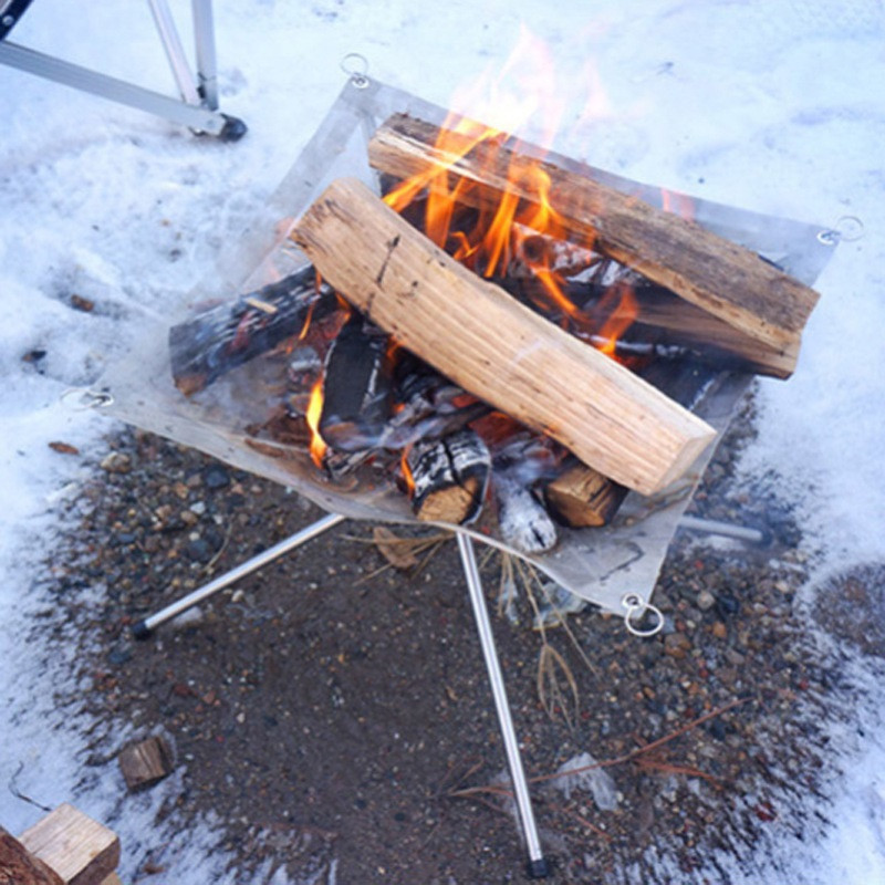 Einfache faltbare Outdoor-Feuerstelle aus Netzgewebe, Lagerfeuergestell aus Edelstahl