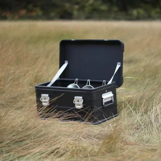 Aufbewahrungsbehälter, -boxen und -koffer aus Aluminium fürs Camping