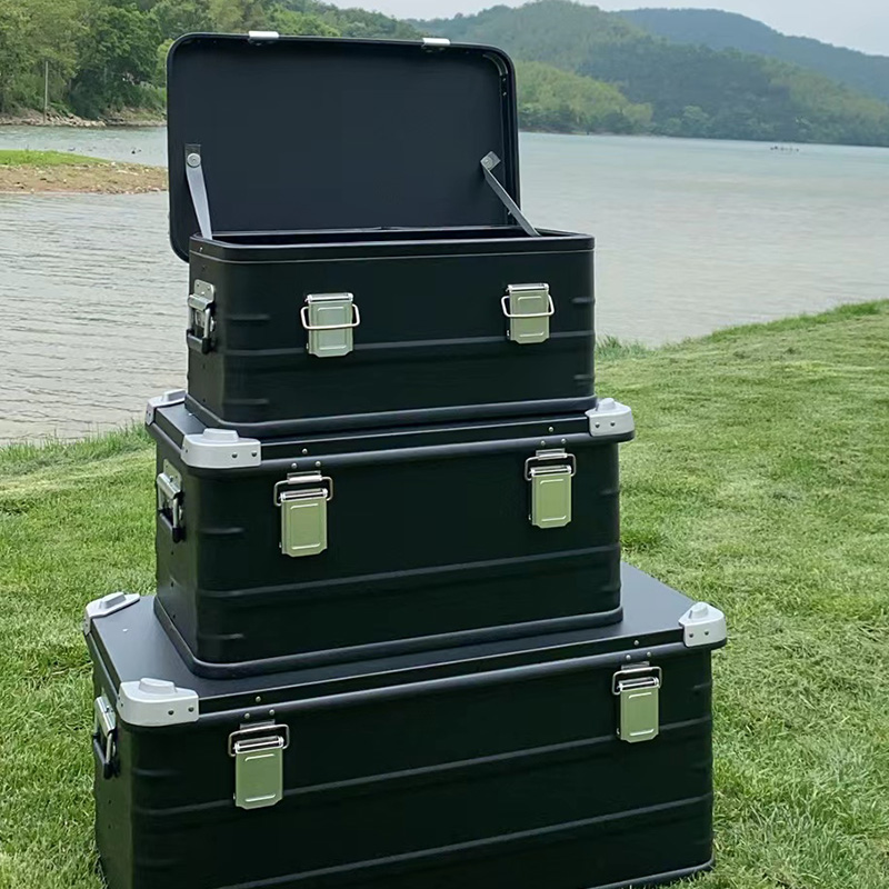 Aufbewahrungsbehälter, -boxen und -koffer aus Aluminium fürs Camping