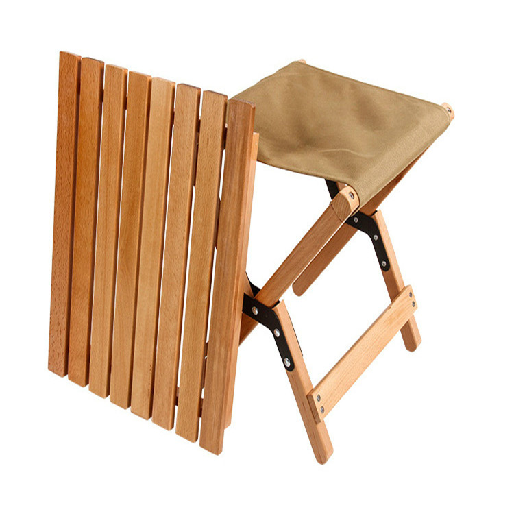 Kleiner Klapphocker aus Holz - Wooden Camp Maza