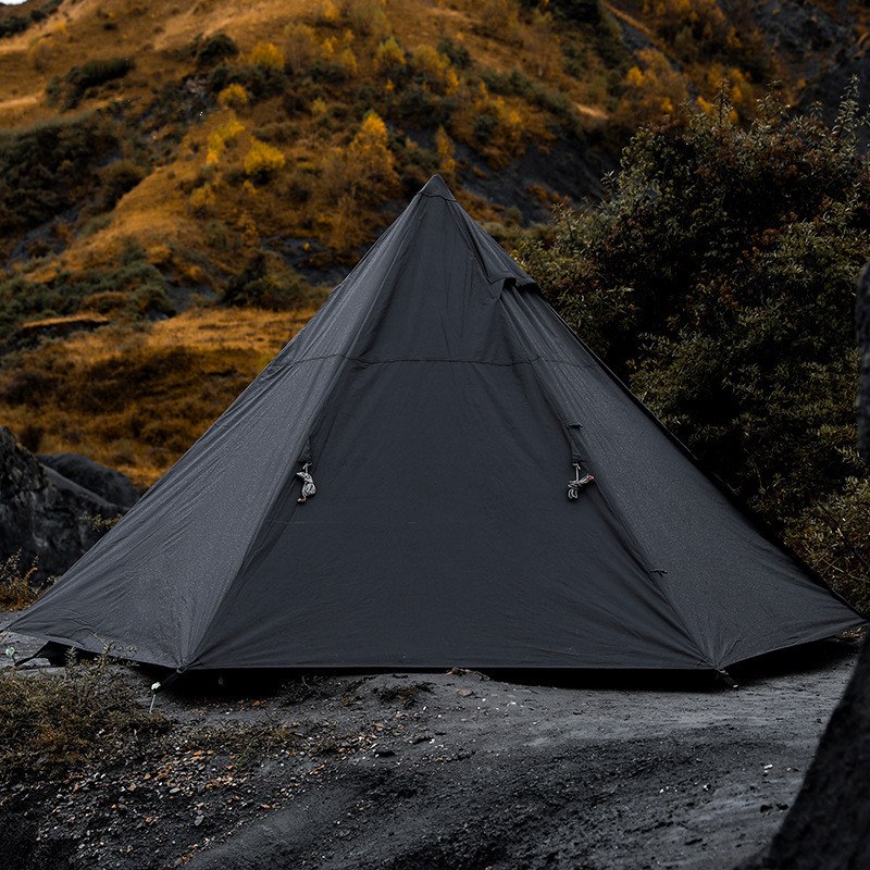 Schwarzes 6-Personen-Tipi-Zelt für Outdoor-Camping in Pyramidenform
