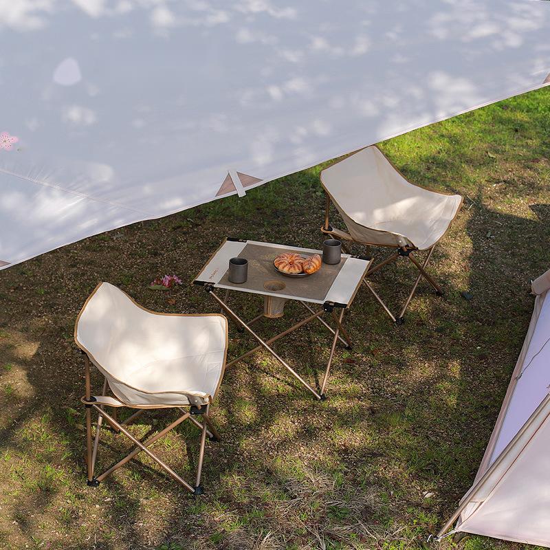 AMAZON Heißer tragbarer, zusammenklappbarer Camping-Mondstuhl für Strandpicknick mit Tragetasche