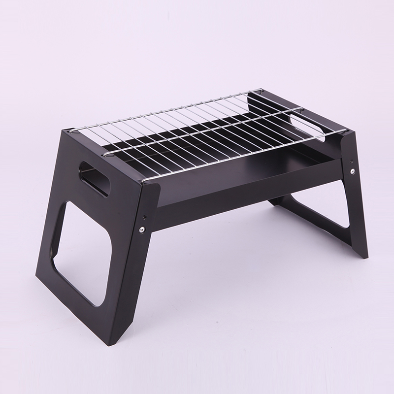 Tragbarer, klappbarer Holzkohle-Grill in X-Form