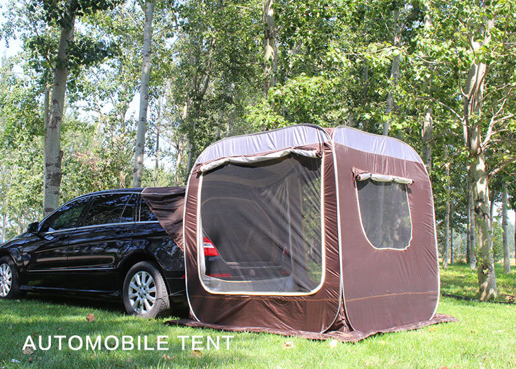 Automatisch aufgebautes Campingzelt für den Außenbereich hinten am Auto und tragbare Markise
