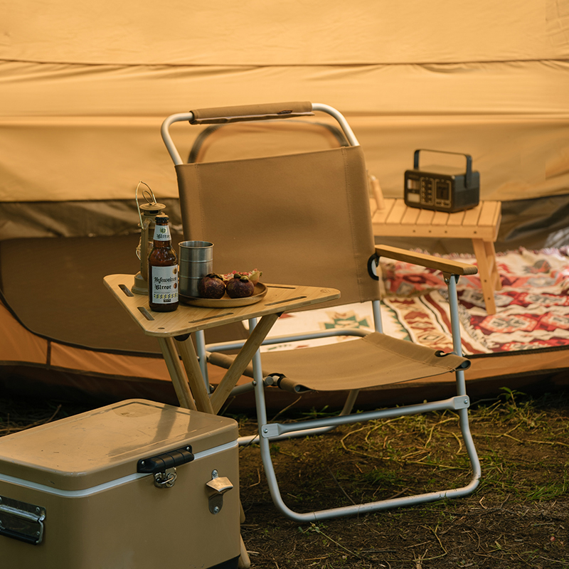 Glamping-Klappstuhl aus Aluminium für den Außenbereich mit Rückenlehne