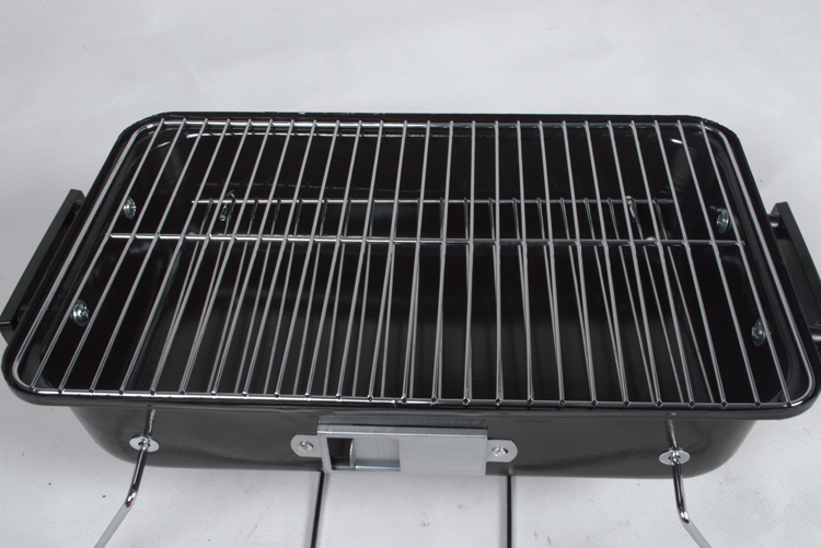 Tragbarer, zusammenklappbarer Holzkohlegrill von Square Box