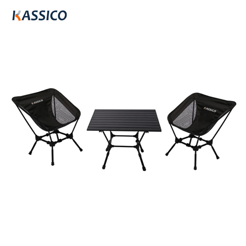 Tragbares Campingmöbel-Set - Klapptisch und Stühle aus Aluminium