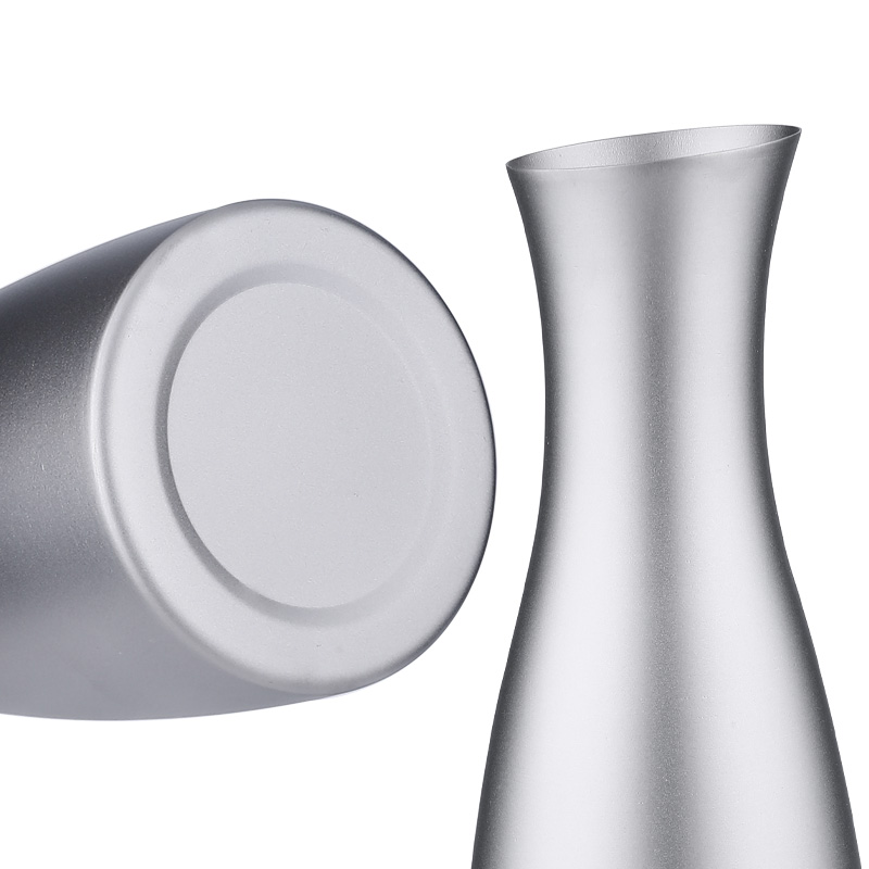 Japanische Sake-Flasche aus Titan, 450 ml/94.5 g