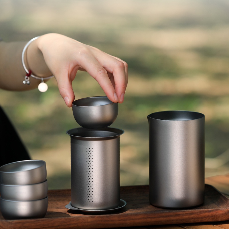 Teebecher mit Sieb und Deckel TitaniumTea