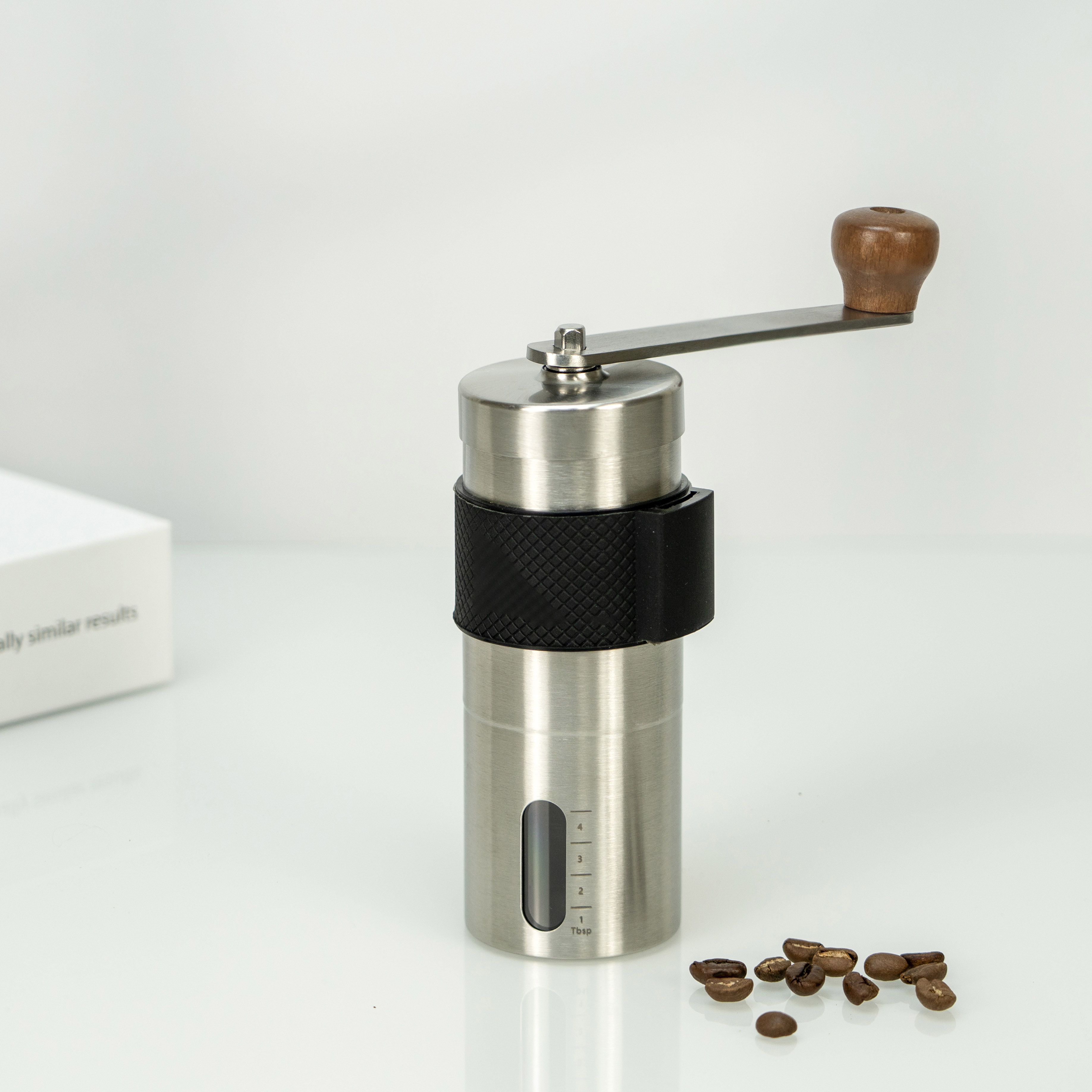 Manuelle Kaffeemühle aus Edelstahl mit Keramikkern